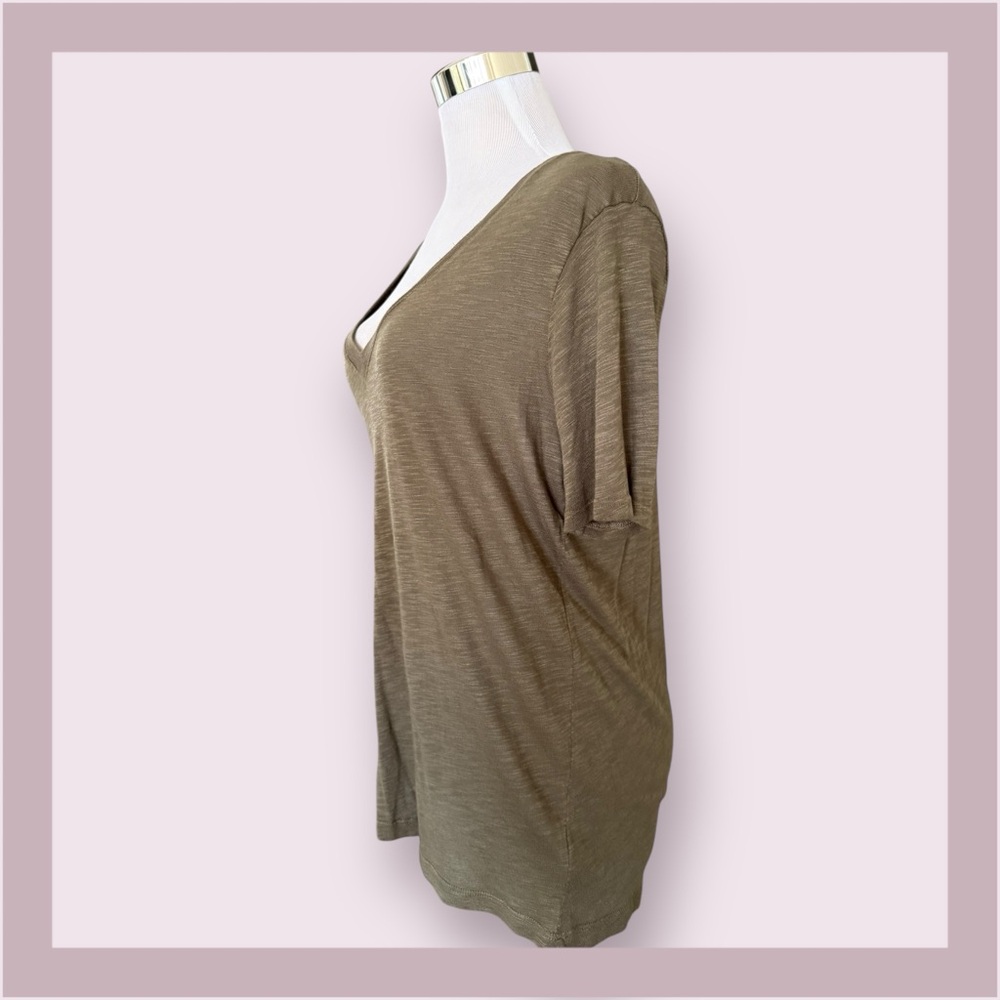 Splendid Green V-Neck Relaxed Short Sleeve Tee - Picture 4 of 5